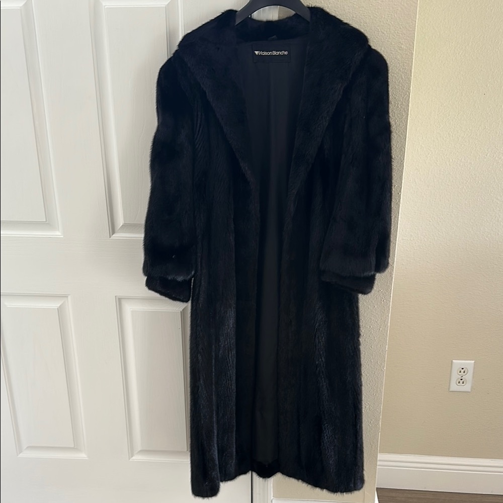 Mink fur coat Maison Blanche